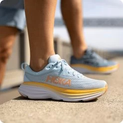 Hoka Bondi 8 Wide Hardloopschoenen Dames - Coastal Sky / All Aboard 19 Hoka Bondi 8 Wide Hardloopschoenen Dames - Coastal Sky / All Aboard -Hoka hoka bondi 8 wide running shoes women2 1569638 2